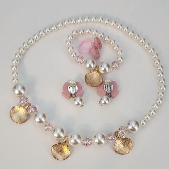 Barbie Movie Shell & Faux Pearl Childs Jewelry Set Necklace Bracelet Earrings - Picture 5 of 5